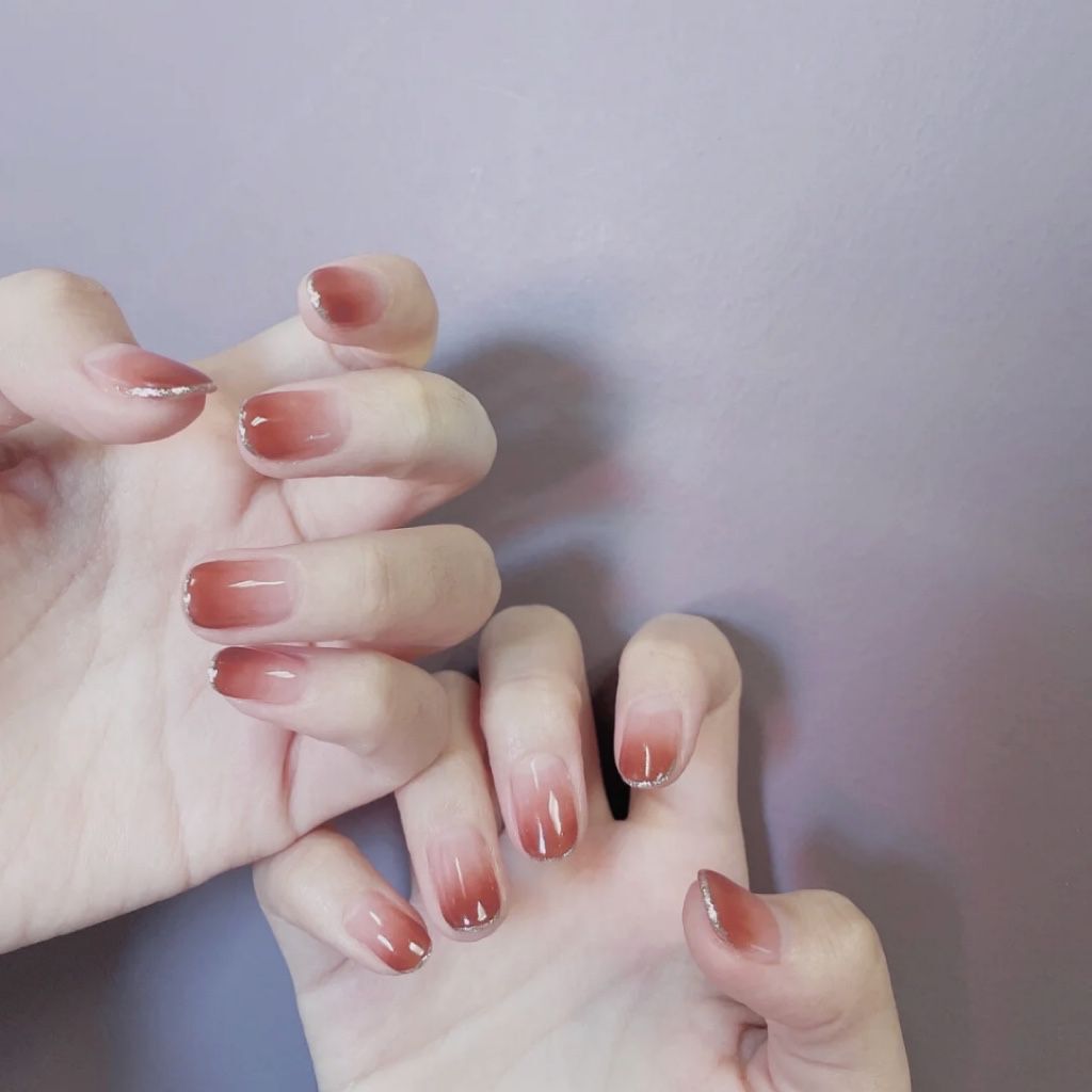 Ombre Gradient Press-On Nail Art Stornfield