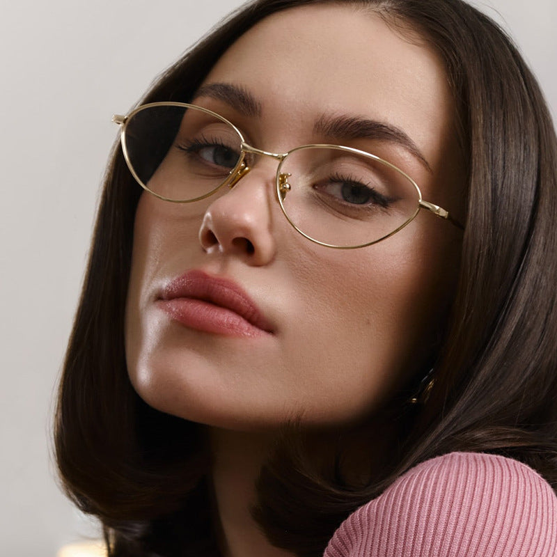 Women’s stylish sunglasses in elegant oval design Stornfield
