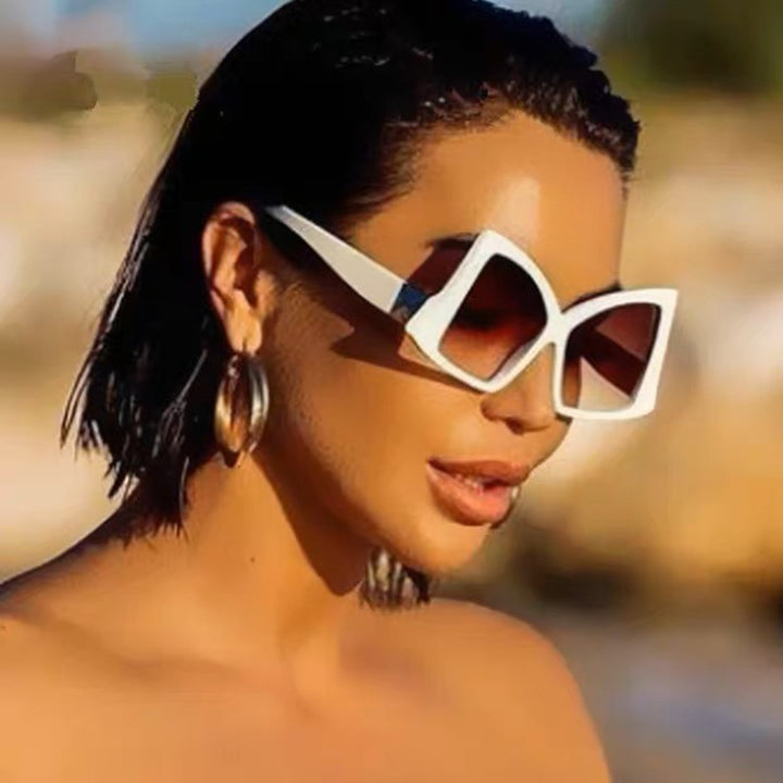 Women's oversized sunglasses with elegant square frame and protective UV protection Stornfield