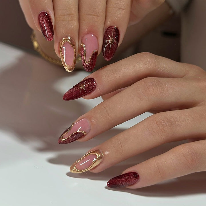 Artificial Nail Set with High-Quality Designs and Golden Accents Stornfield