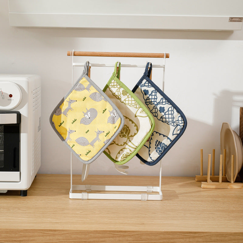 Padded pot holder with heat protection, non-slip cotton surface and hanging loop Stornfield
