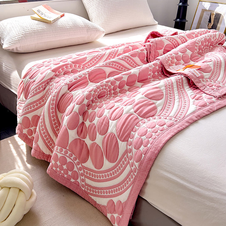 Lightweight Quilted Cotton Coverlet with Matelassé Raised Circle Pattern