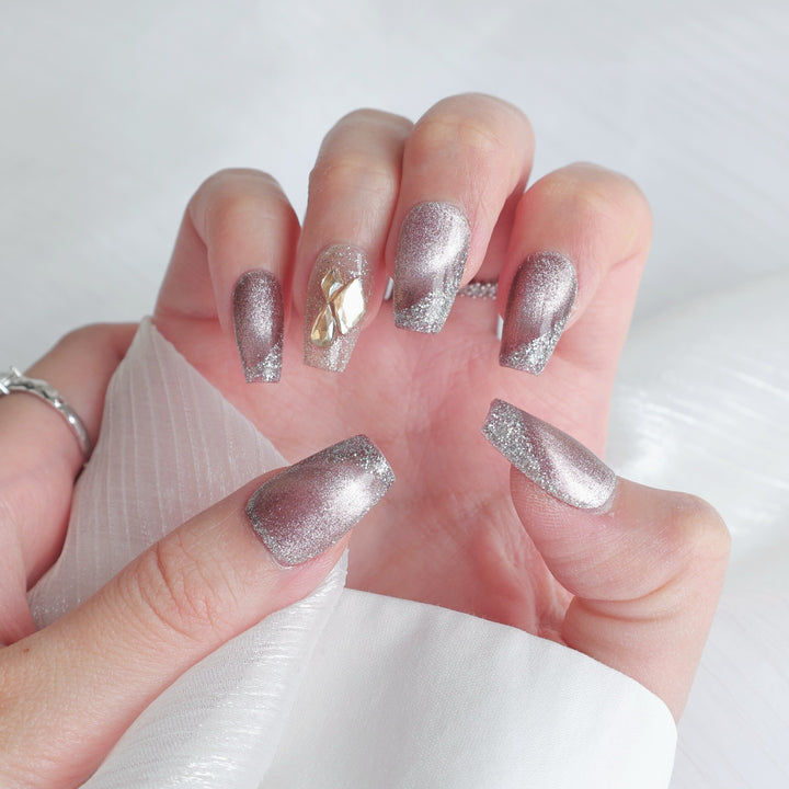 Sparkling Press-On Nail Set with Gem Accents