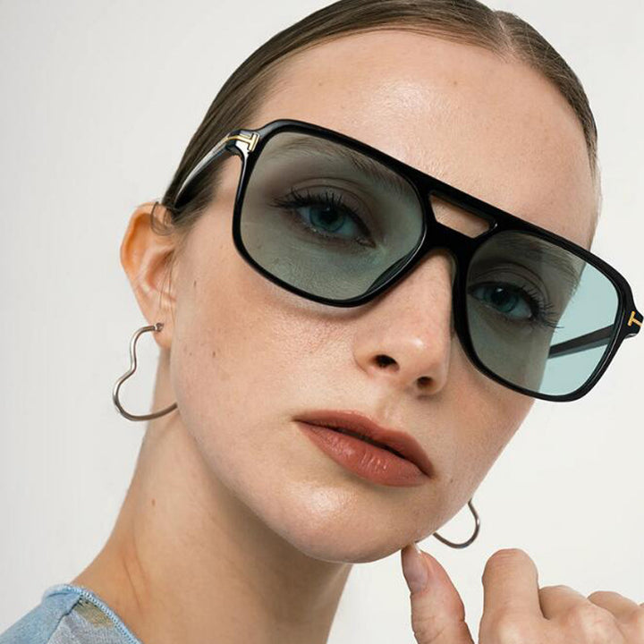 Ladies' striking sunglasses with outstanding shape Stornfield