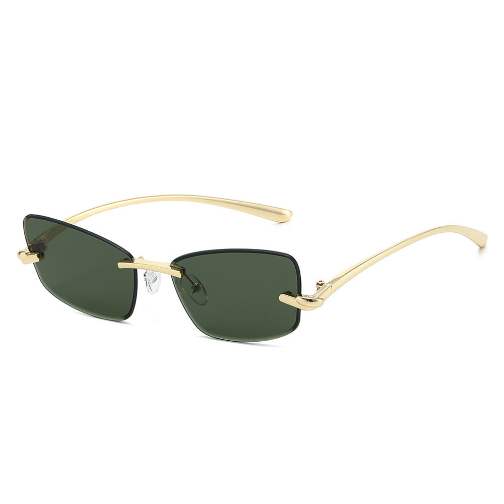 Luxurious Wide-Brim Sunglasses Stornfield