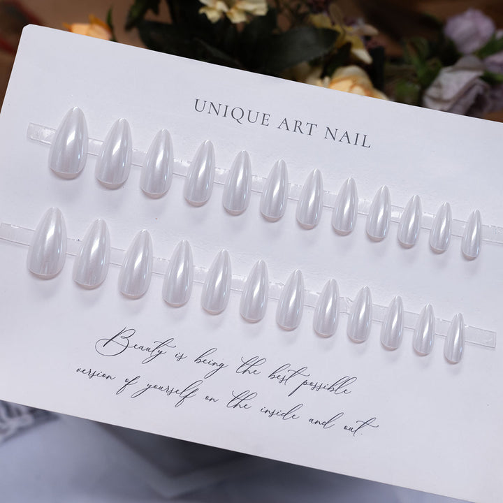 Elegant Stiletto Press-On Nails