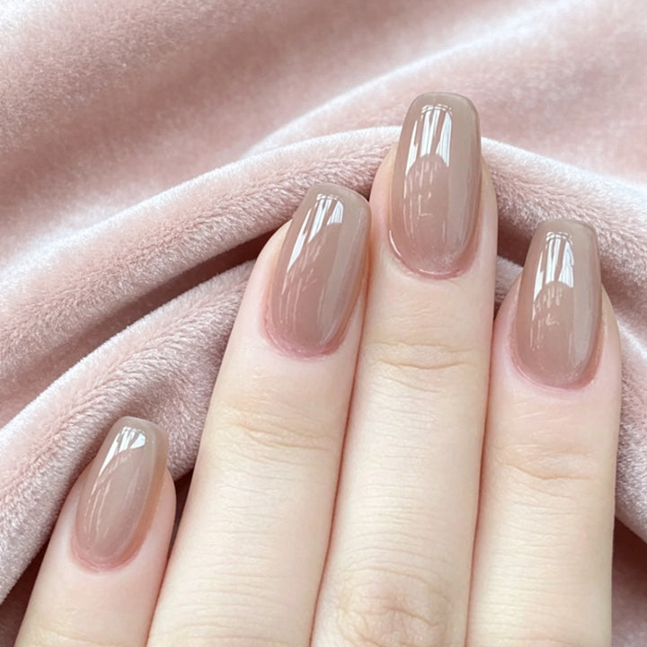 Glossy Neutral Press-On Nail Set Stornfield