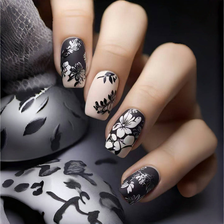 Artificial nails with floral matte design Stornfield