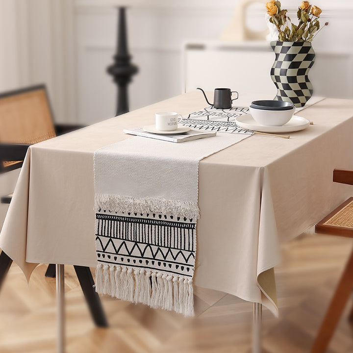 Handwoven cotton table runner Stornfield