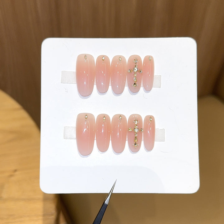 Acrylic nails with glamorous glitter pattern Stornfield