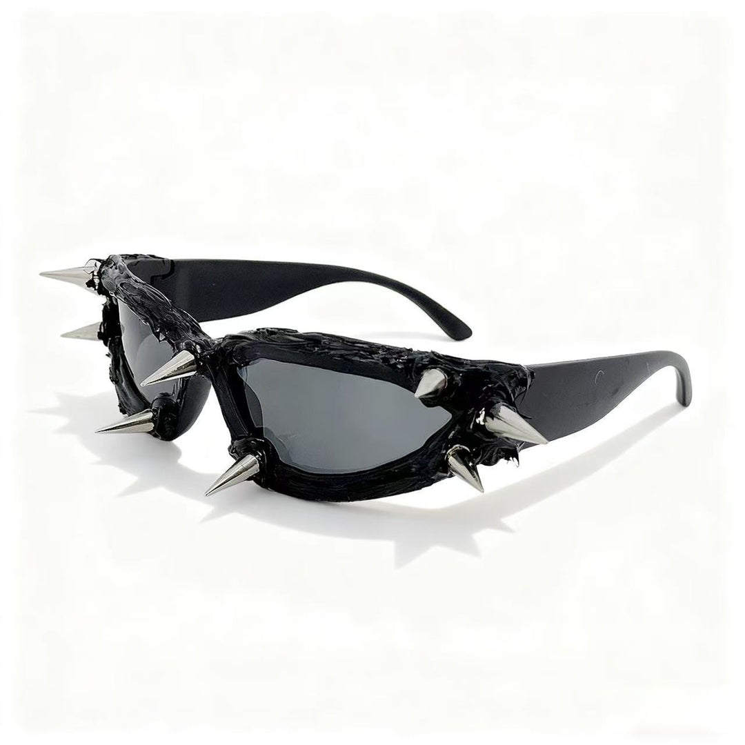 Women's extravagant fashion sunglasses with unique spikes design Stornfield