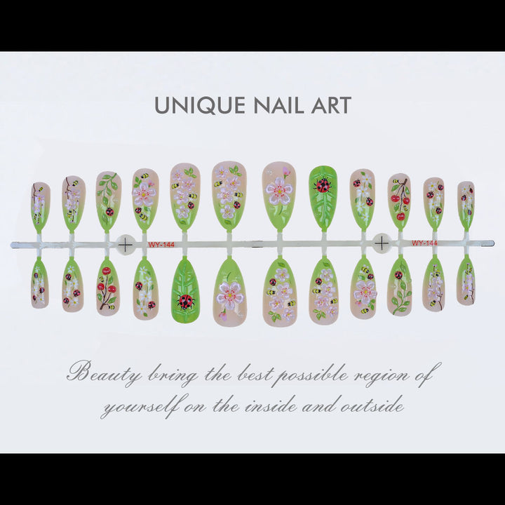 Botanical Themed Press-On Nail Kit Stornfield