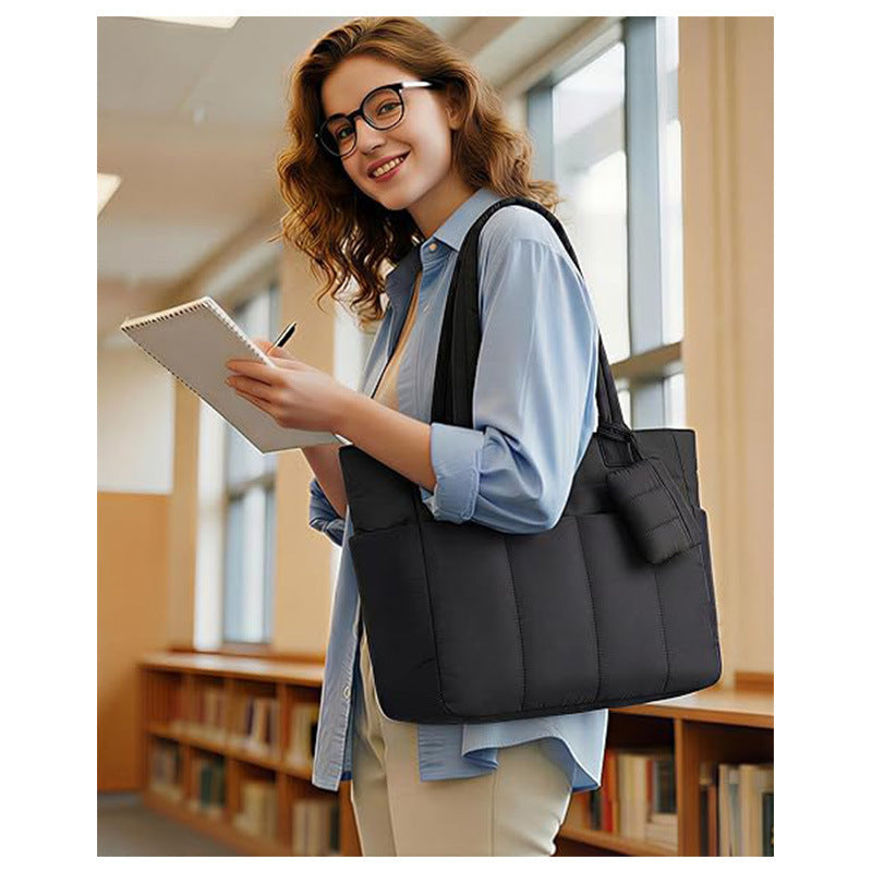 Practical everyday bag with versatile compartments Stornfield