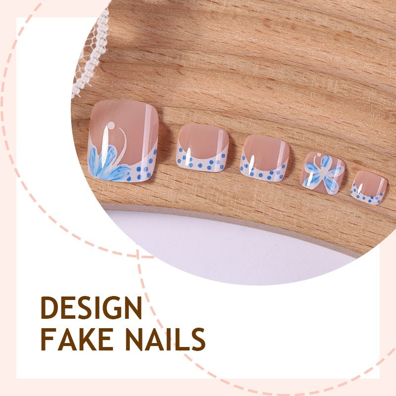 Creative nail set with elegant floral ornaments Stornfield