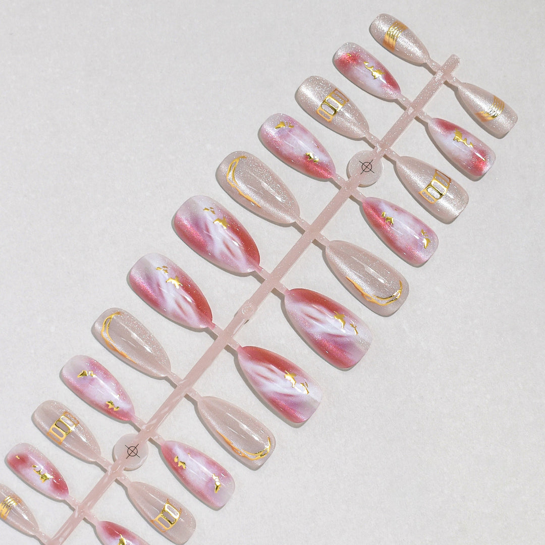 Versatile Nail Art Press-On Set Stornfield