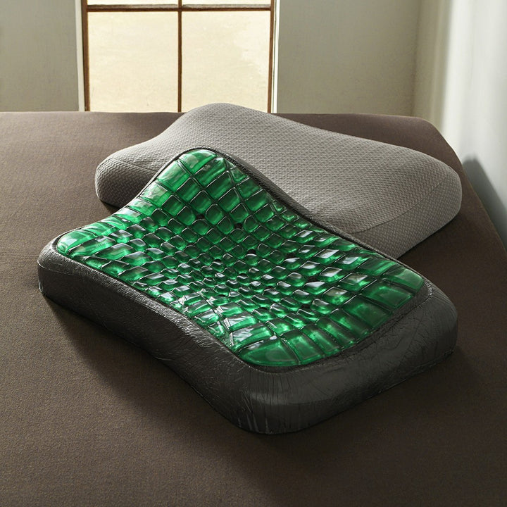 Ergonomic neck support pillow with gel cushioning