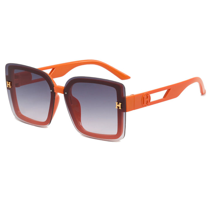 Women modern square sunglasses with elegant design Stornfield