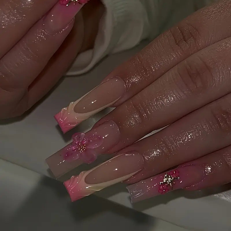 Luxury Floral Design Press-On Nails Stornfield