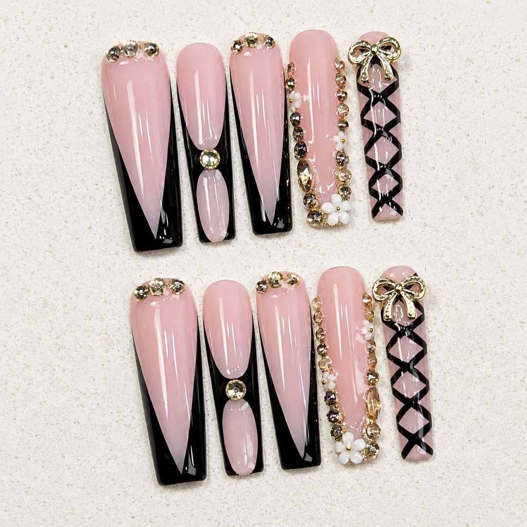 Glamorous Press-On Nail Set