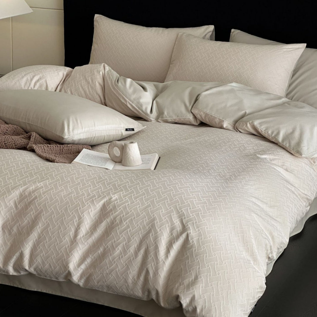 Textured Jacquard Cotton Sateen Duvet Cover Set with Reversible Weave