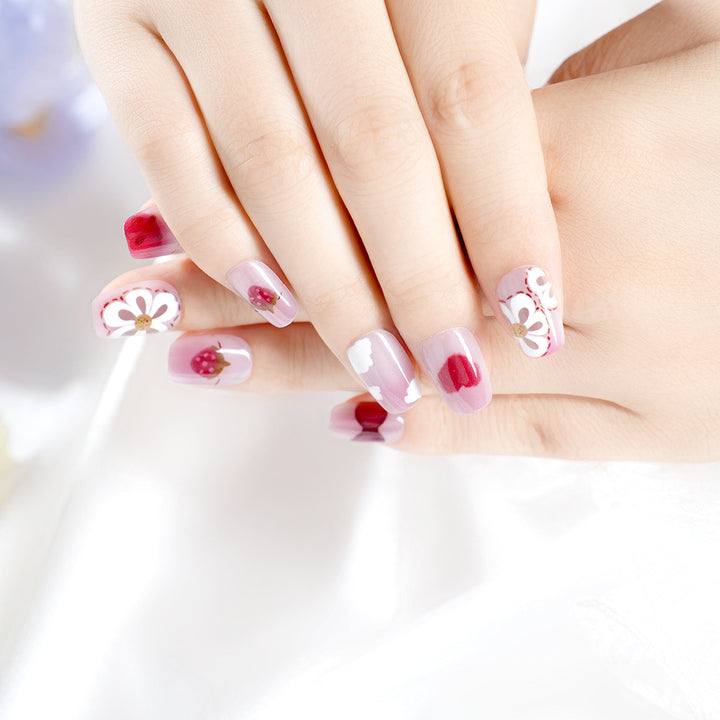 Artistic Floral-Patterned Press-On Nail Set Stornfield