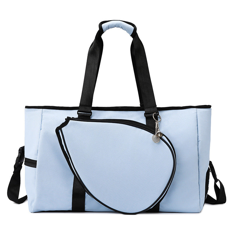 Sports and leisure bag with innovative compartment layout Stornfield