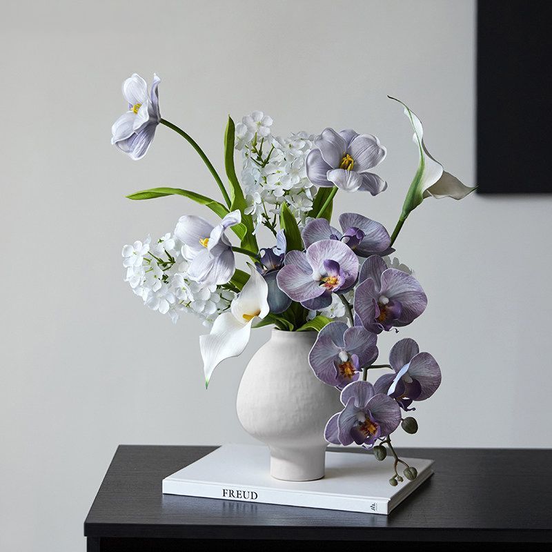 Premium Decorative Floral Display