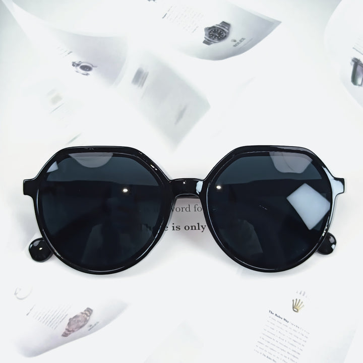 Women’s Geometric Sunglasses with Extravagant Accent Stornfield