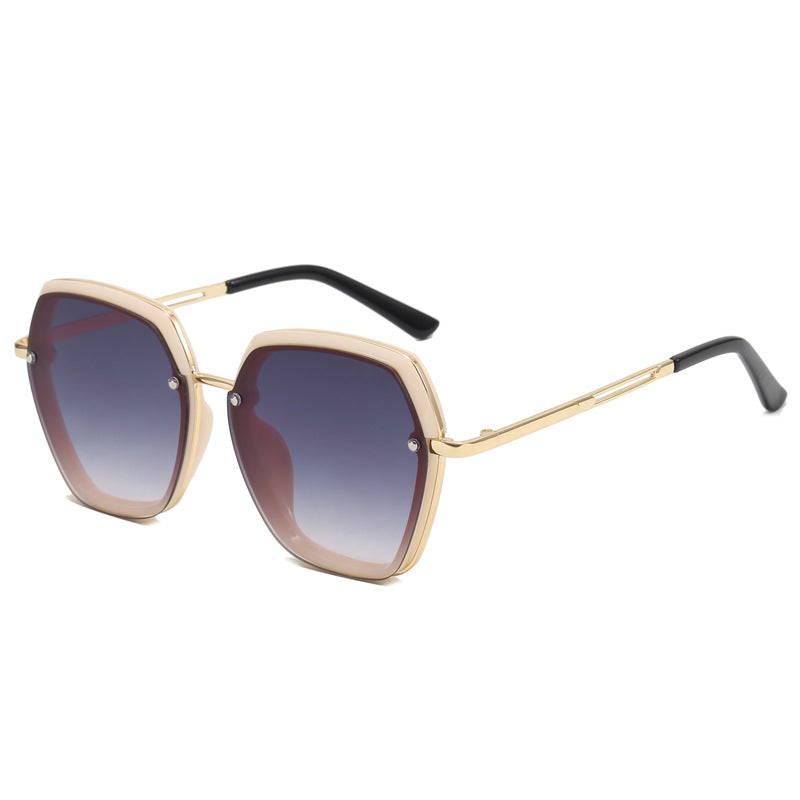 Women's Fashion Oversized Sunglasses with Elegant Frame Structure Stornfield