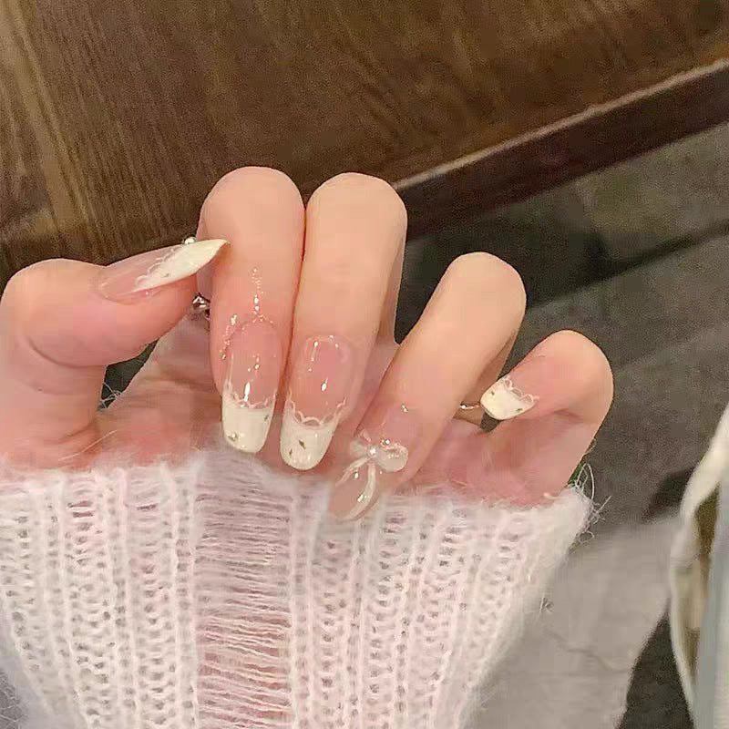 Decorative Floral Press-On Nails Stornfield