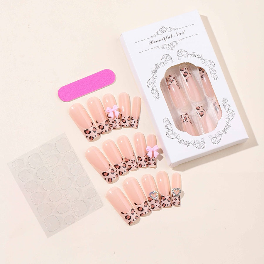 Nail art set with trendy leopard pattern and embellished details Stornfield
