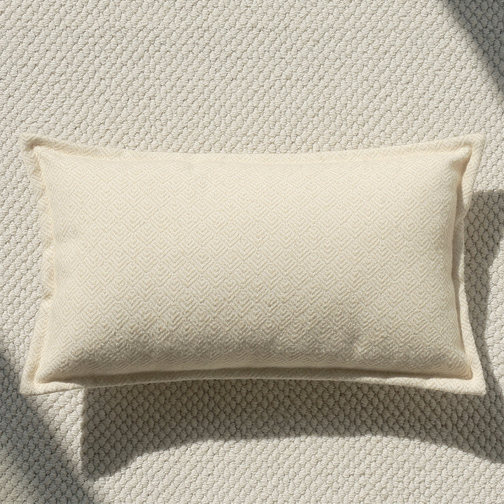 Structured decorative cushions with elegant design