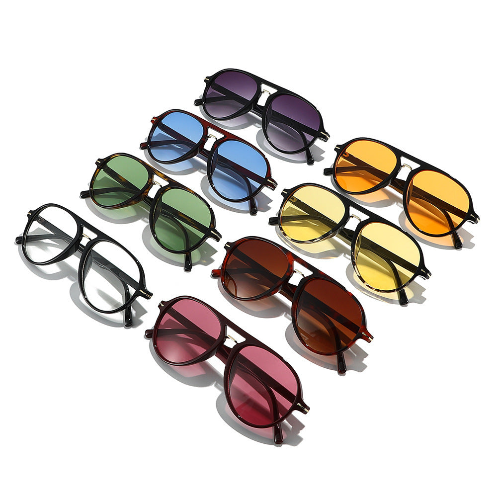 Fashion-Forward Shield Sunglasses Stornfield