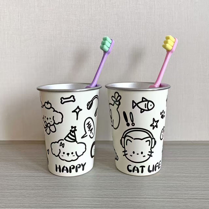 Wall-mounted toothbrush holder with playful animal design Stornfield