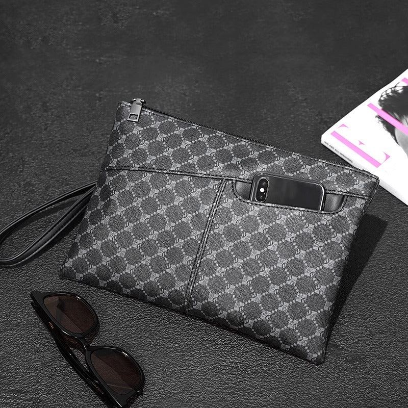 Elegant Leather Clutch Stornfield