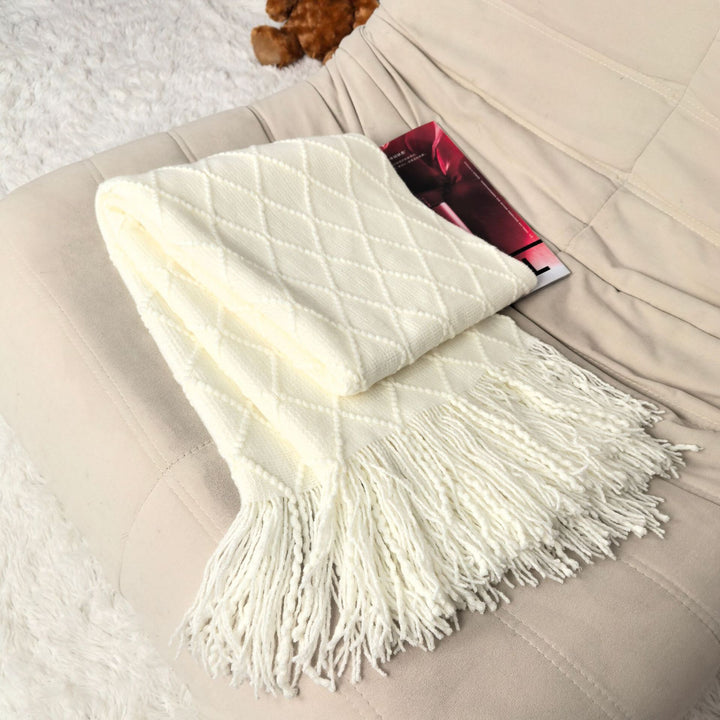 Cozy Knitted Scarf Stornfield