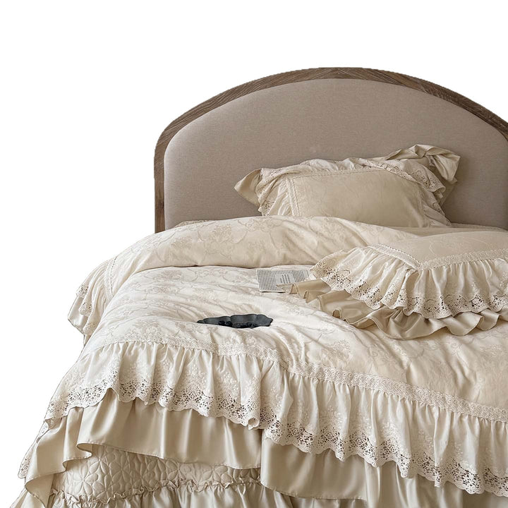 Vintage-Inspired Jacquard Ruffled Duvet Cover & Pillow Sham Ensemble