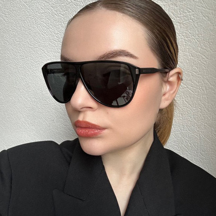 Ladies modern Cat-Eye sunglasses with protective UV filter and stylish frame Stornfield
