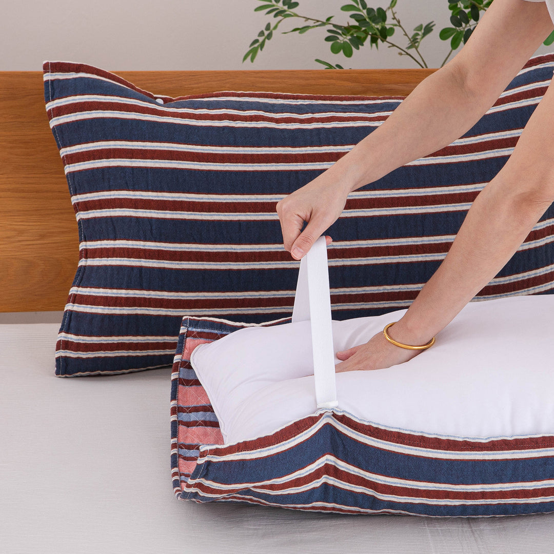 Ladies pillowcase with integrated carrying system Stornfield