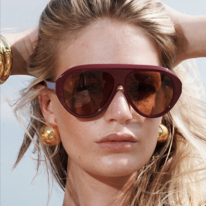 Women's Statement Sunglasses with Wide Frame and Green Lenses Stornfield