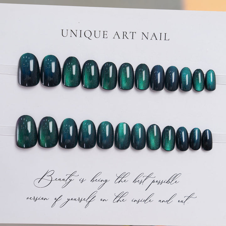 Elegant Press-On Nail Set with Shimmering Finish