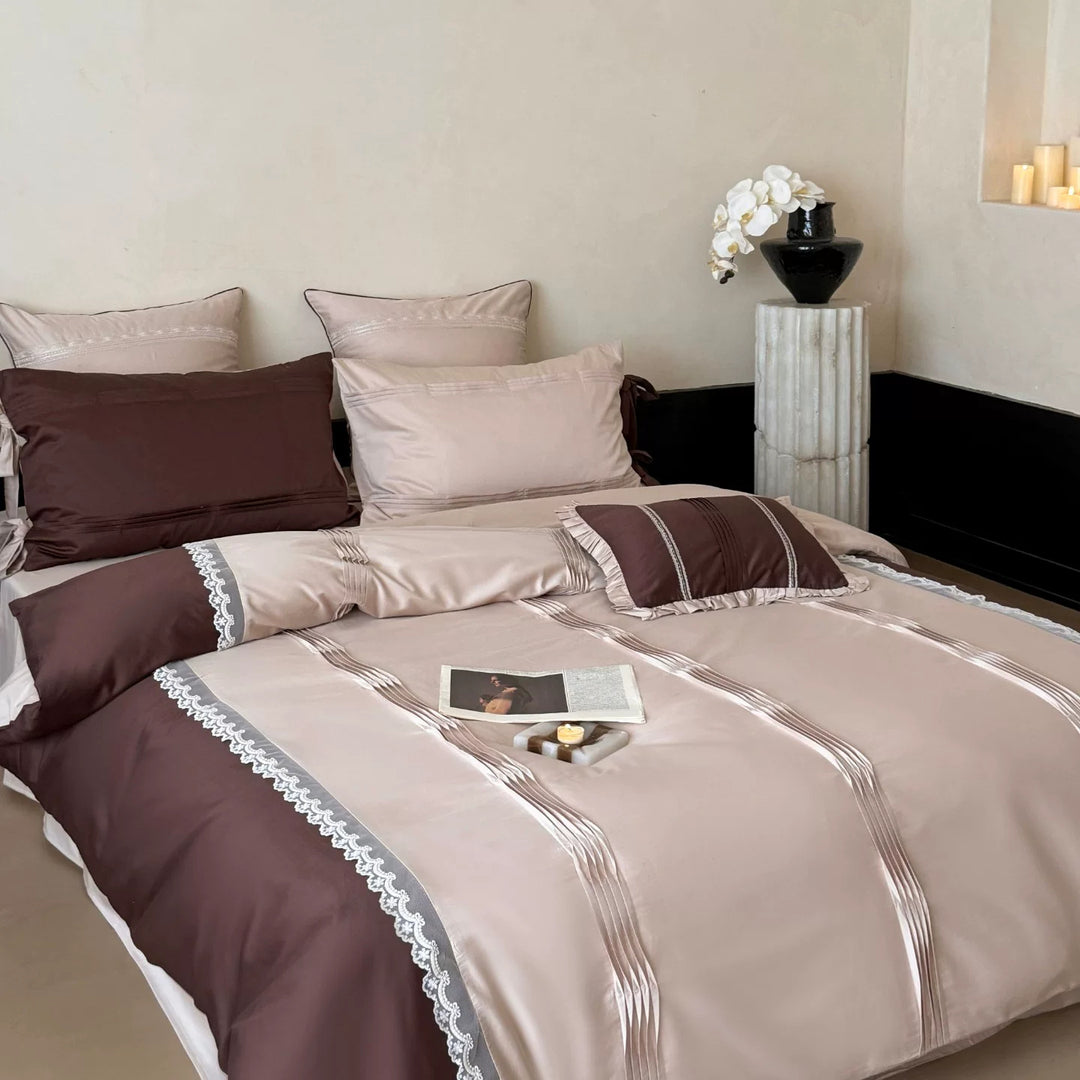 Luxury Lace-Trimmed Cotton Sateen Duvet Cover Set with Ribbon-Tied Pillow Shams