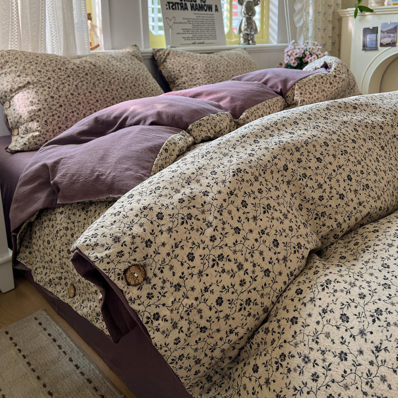 Floral Patterned Premium Bedspread