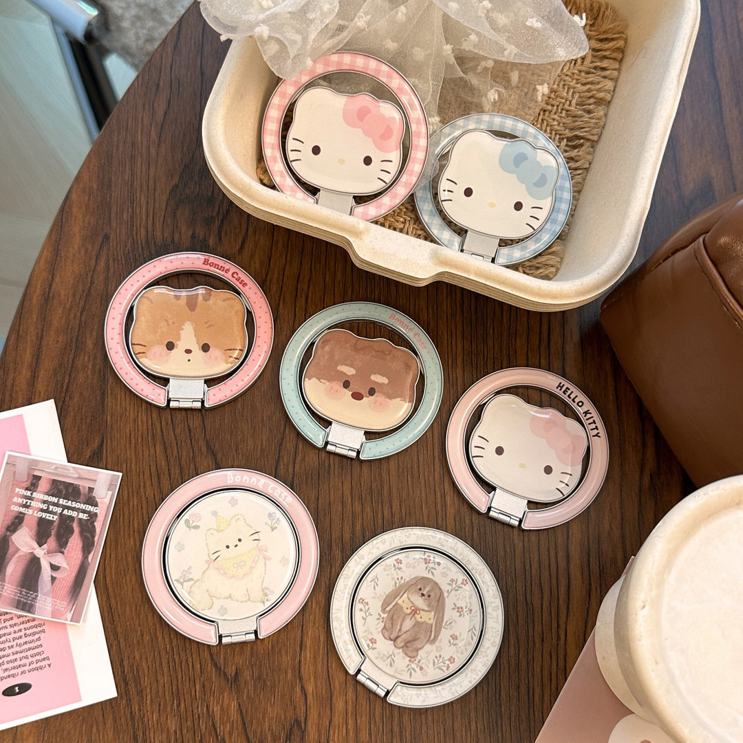 Hand mirror in heart-shaped design with cute bear motif Stornfield