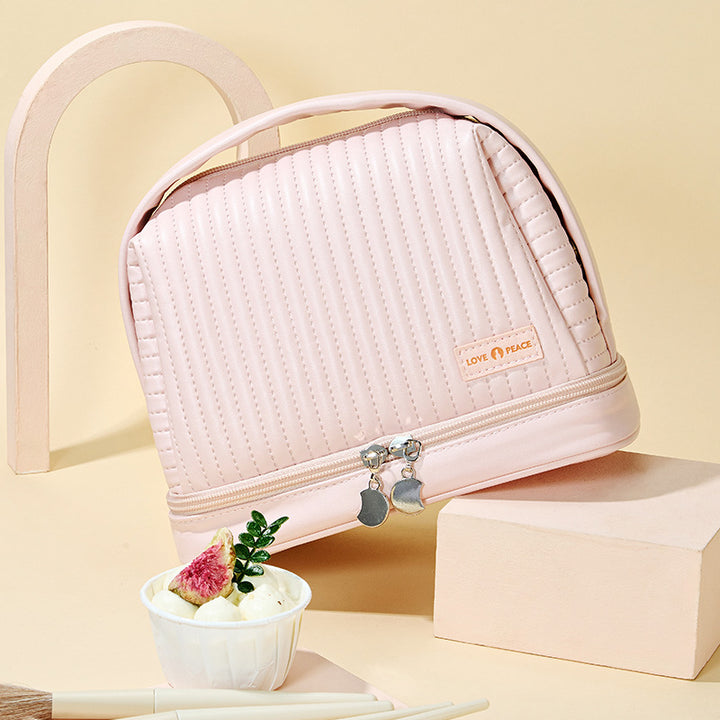Elegant Quilted Makeup Case Stornfield