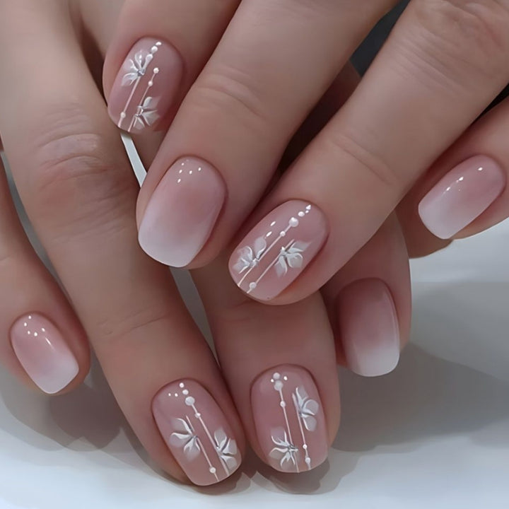 Elegant Floral Press-On Nail Set Stornfield
