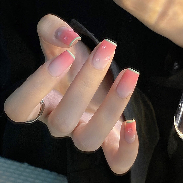 Artistic and elegant nail designs Stornfield