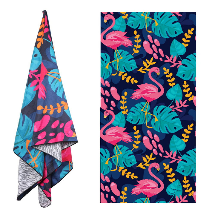 Beach towel with tropical flamingo pattern Stornfield