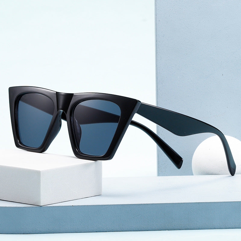 Ladies stylish geometric sunglasses Stornfield