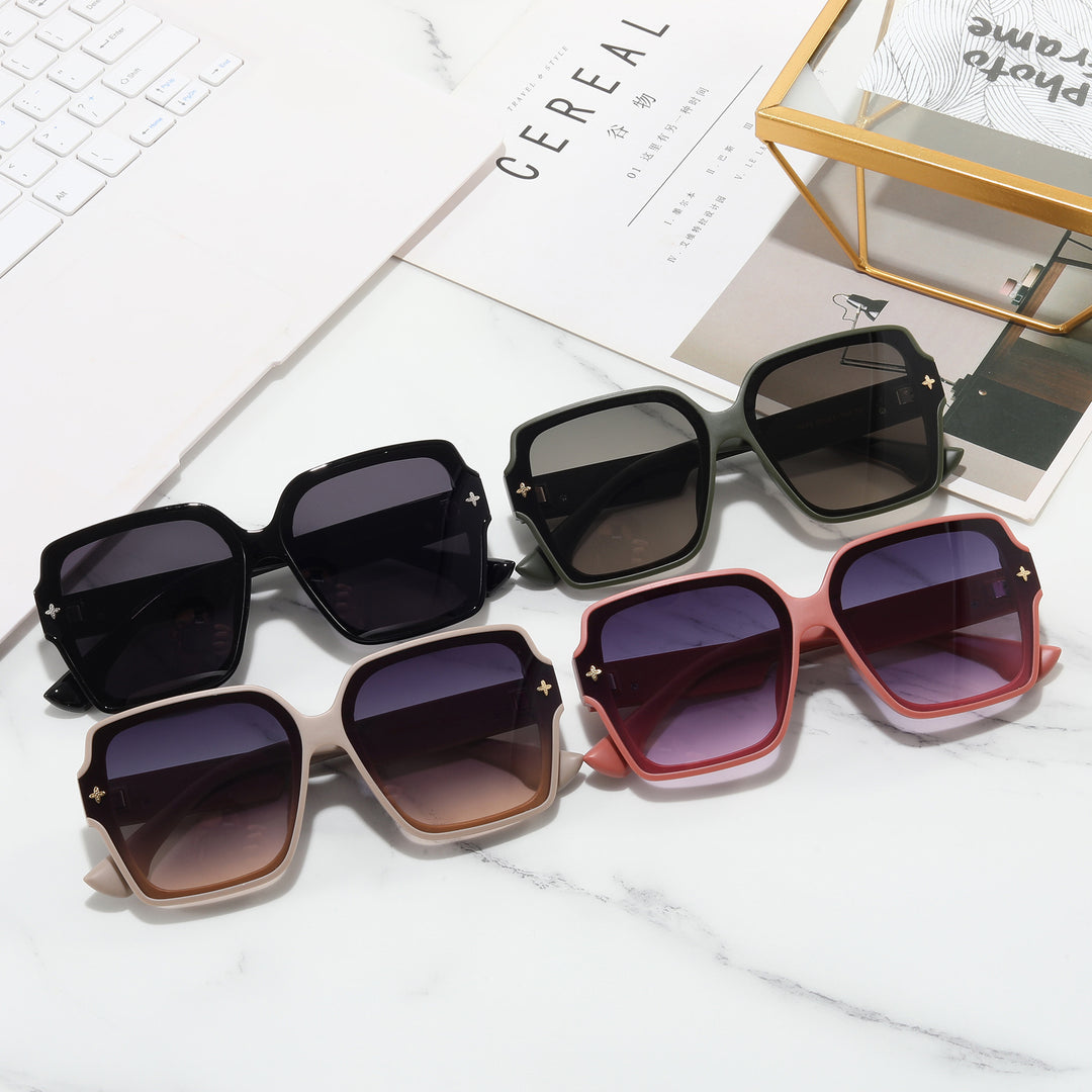 Ladies square oversized sunglasses with modern design Stornfield